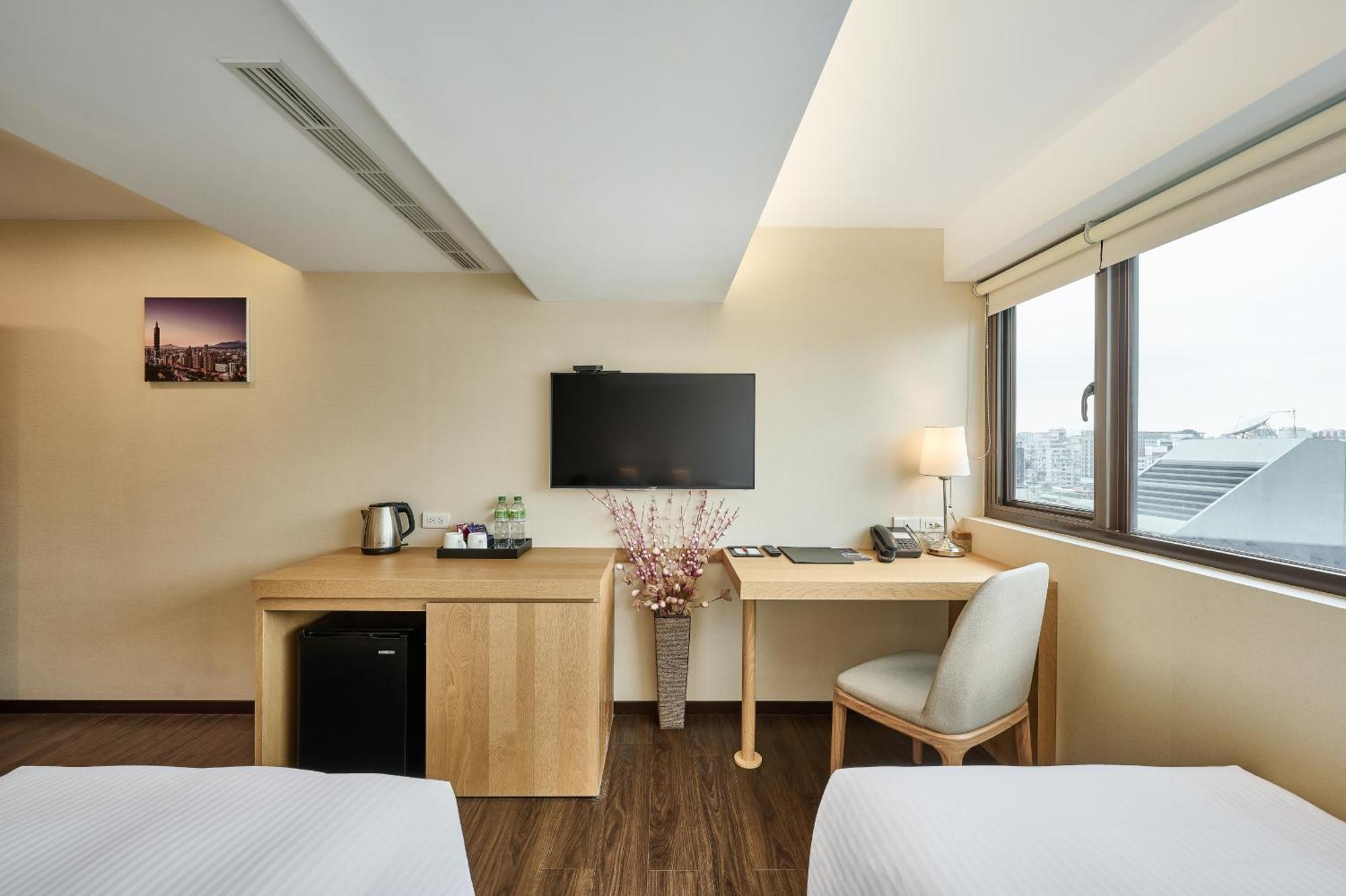 Eastin Taipei Hotel Exterior foto